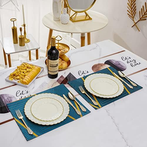Lullaby 60PCS Ivory Scalloped Plastic Plates with Gold Rim