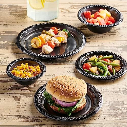 PLASTICPRO 100 Pcs Black Plastic Plates 9 Inch Disposable