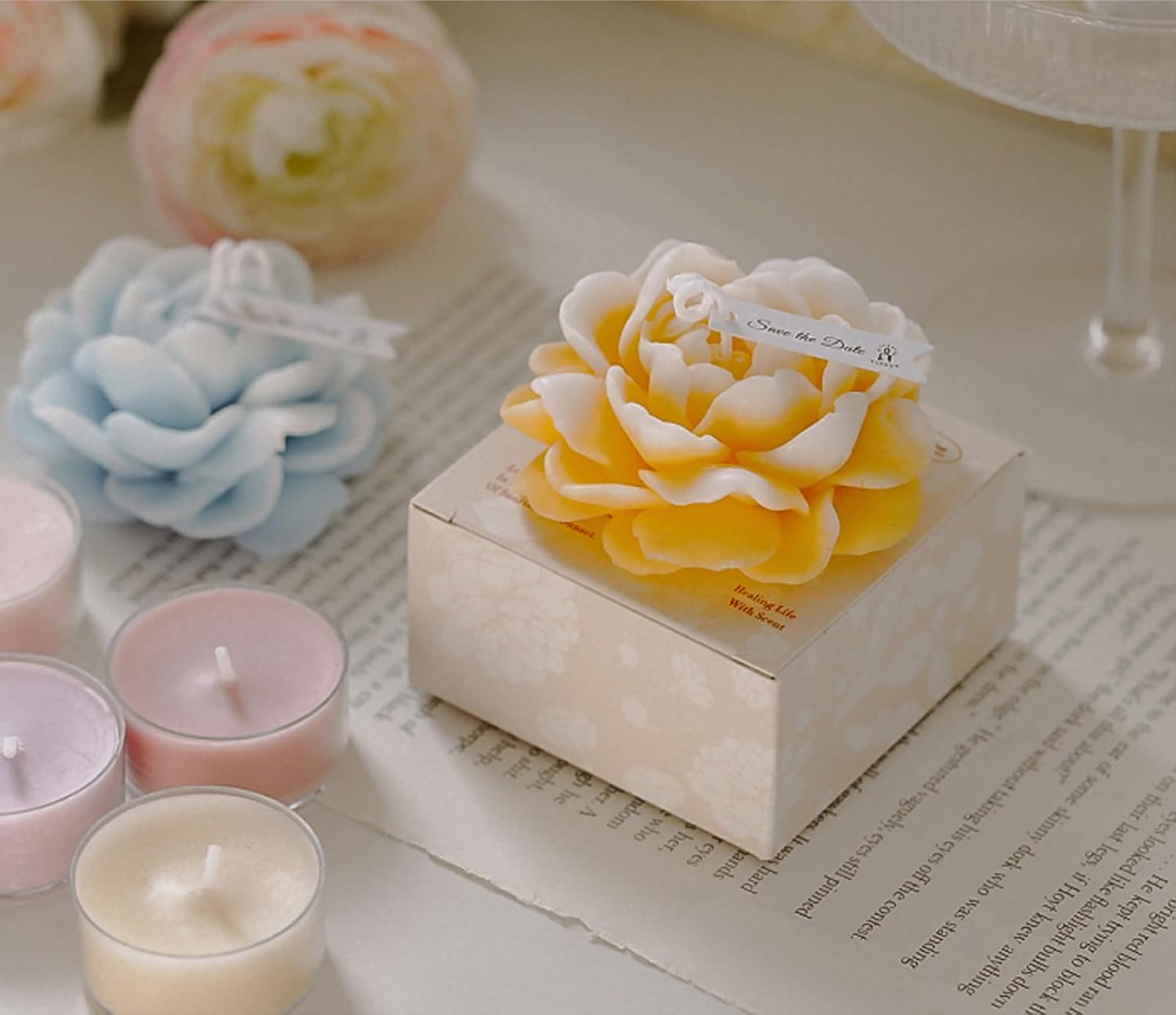 Jasmine Flower Shape Scented Candle in Yellow