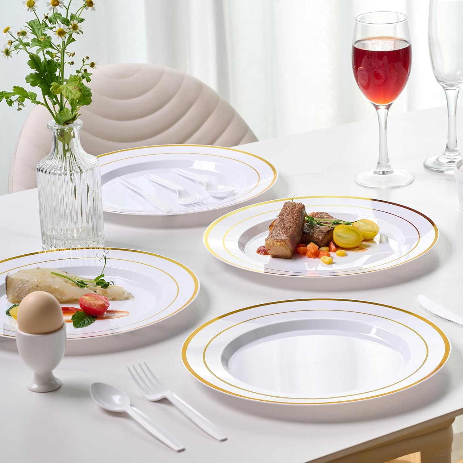 JOLLY CHEF 100-Piece Gold Plastic Plates 10 Inch