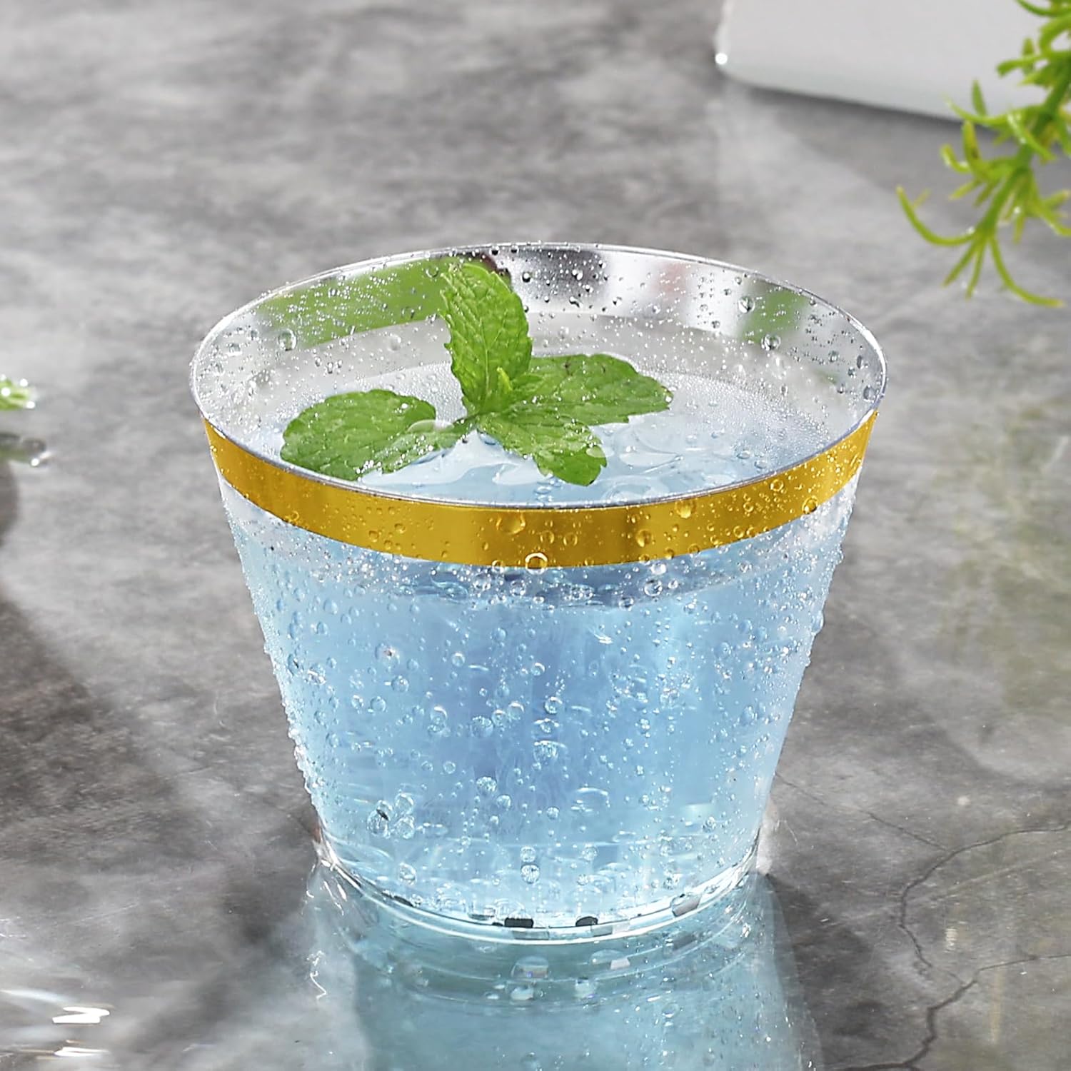Hioasis 200Pcs 9OZ Clear Cups with Gold Trim