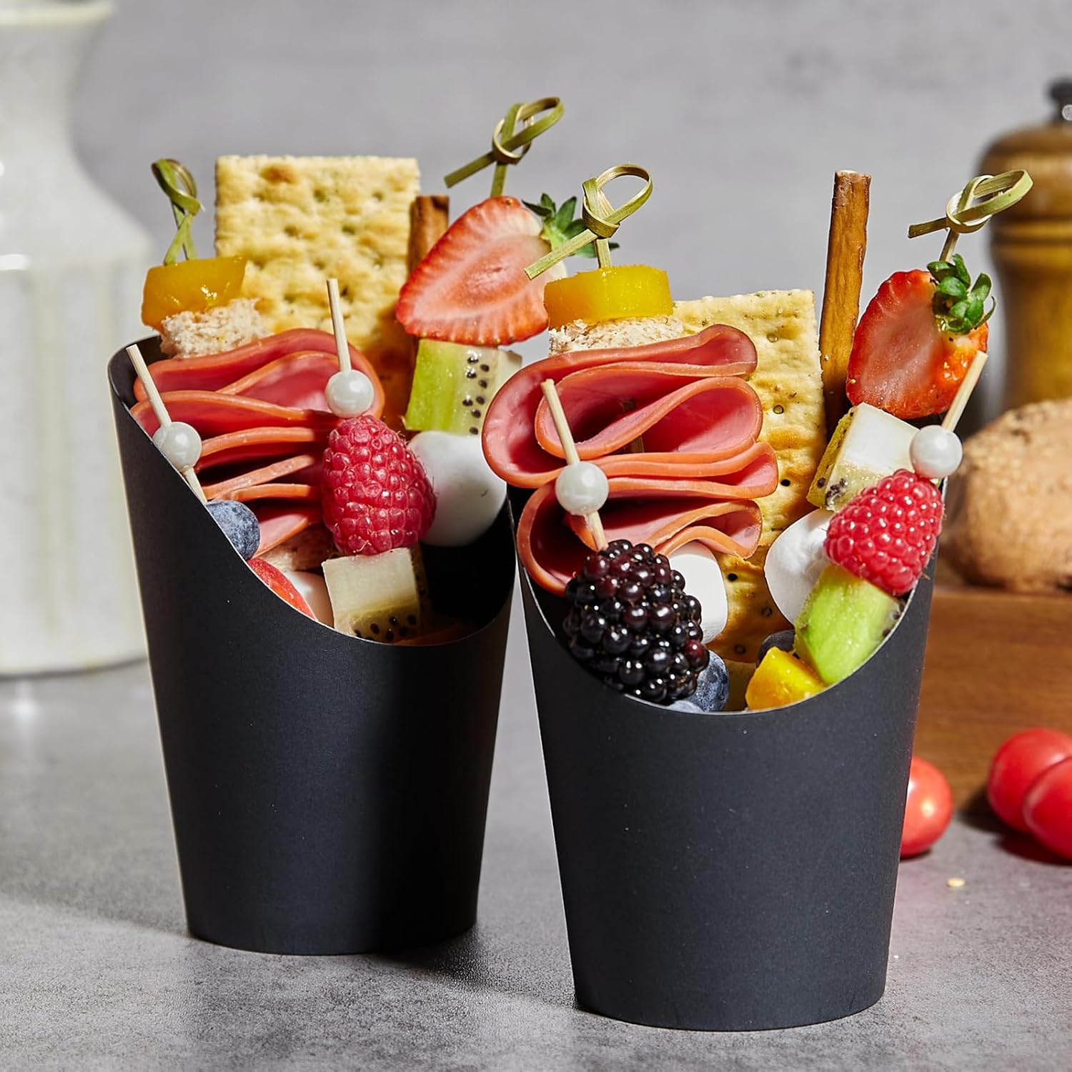 Ocmoiy 14 oz Kraft Paper Charcuterie Cups Pack