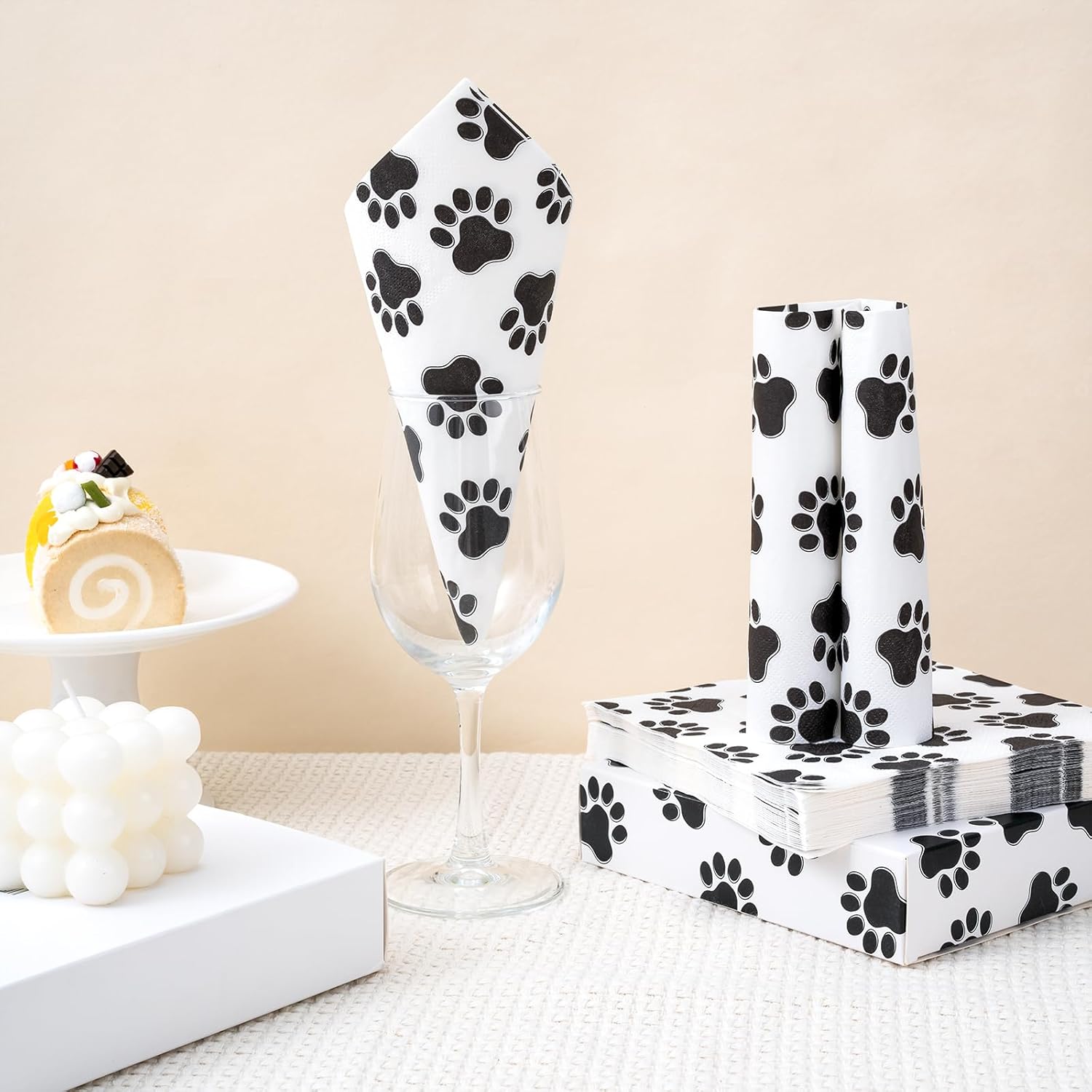 WRAPAHOLIC 50Pcs Paw Print Napkins 3 Ply