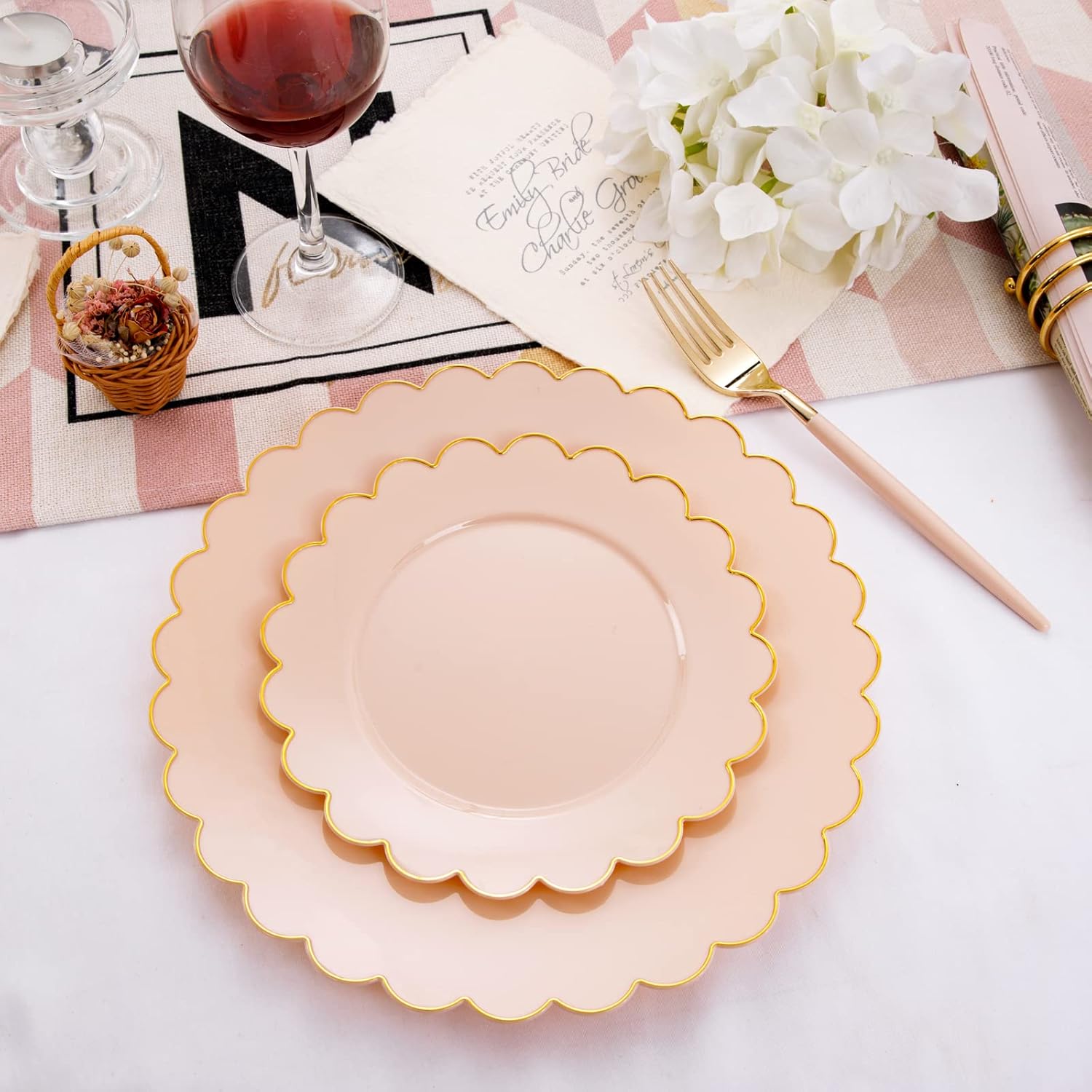 LIYH 60 Pcs Pink Gold Plastic Plate Set
