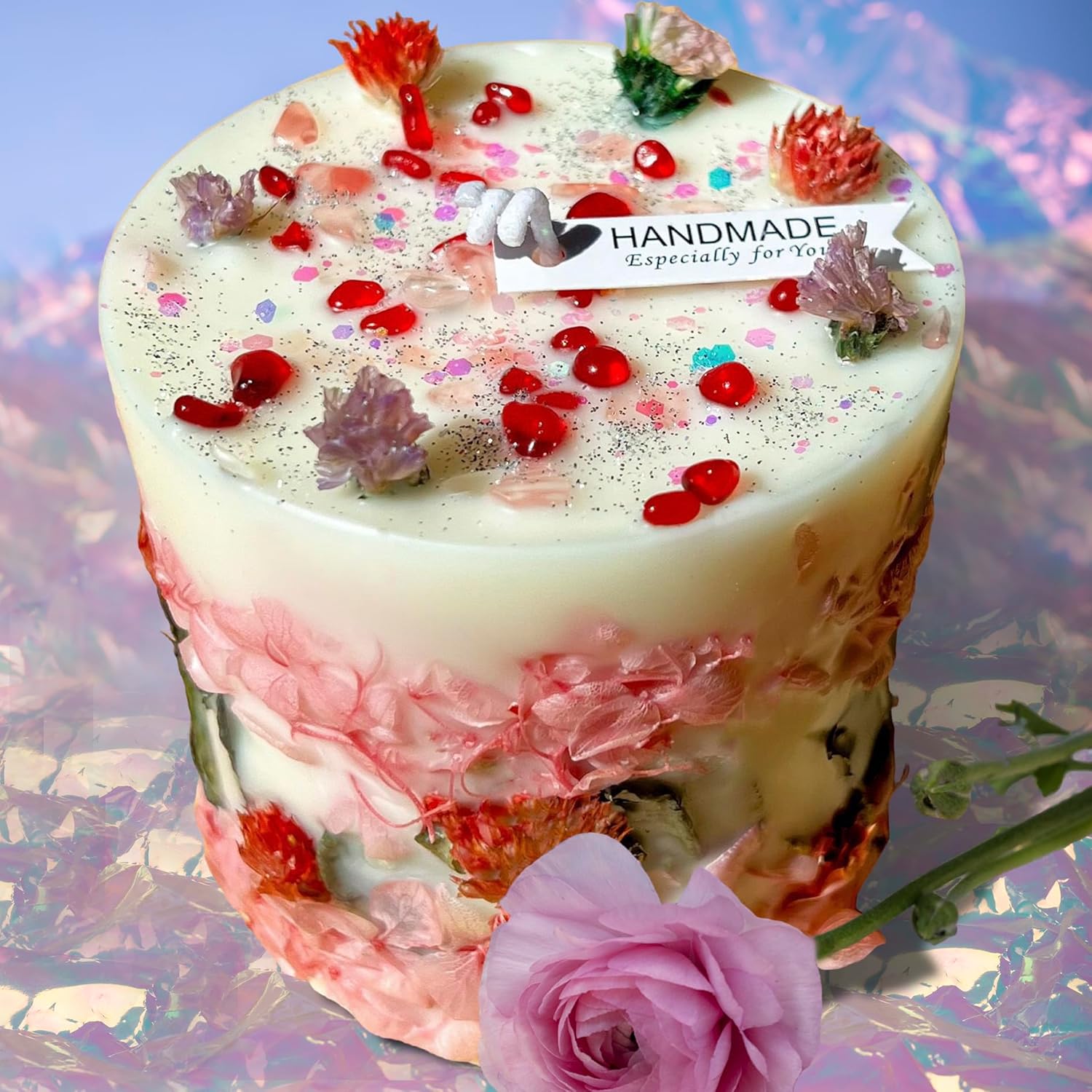 Botanical Crystal Candle with Rose and Forget-Me-Not Flowers
