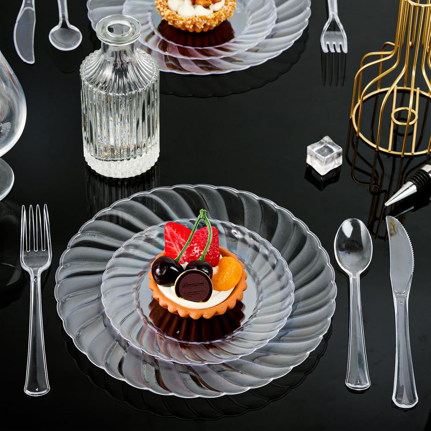 FOCUSLINE 100 Count 6 Inch Clear Plastic Plates for Events