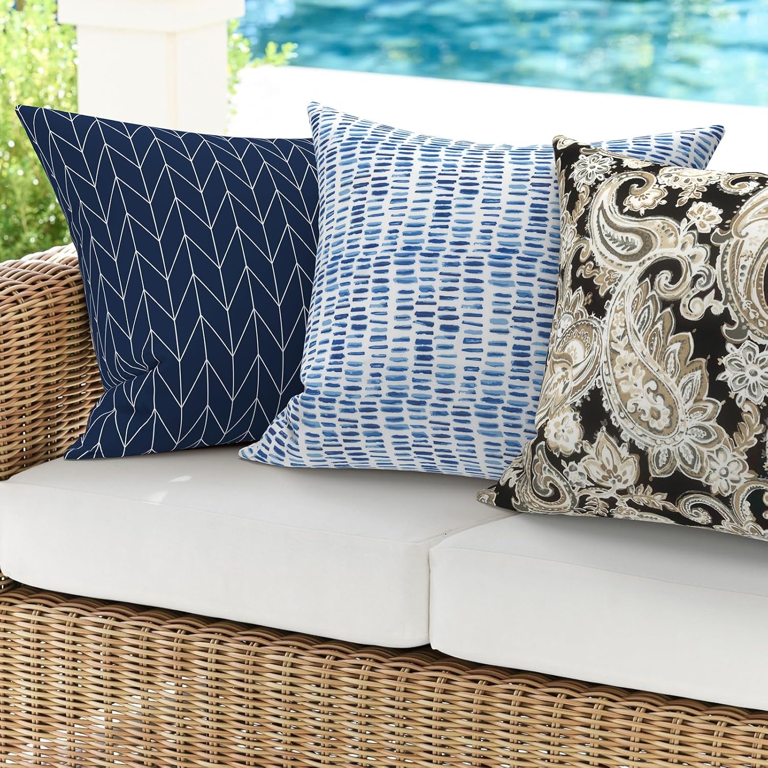 Pack of 2 Waterproof Patio Pillows with Inserts Pebble Blue 18x18 In