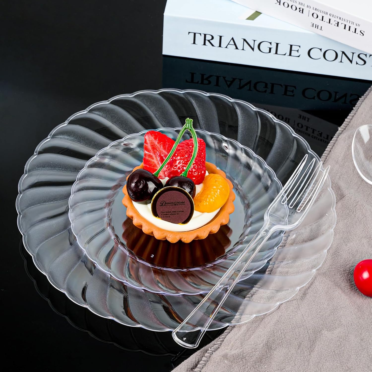 FOCUSLINE 100 Count 6 Inch Clear Plastic Plates for Events