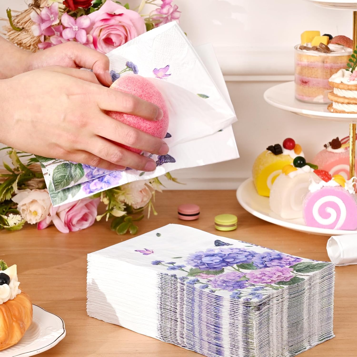 Homlouue 100PCS Floral Hydrangea Napkins