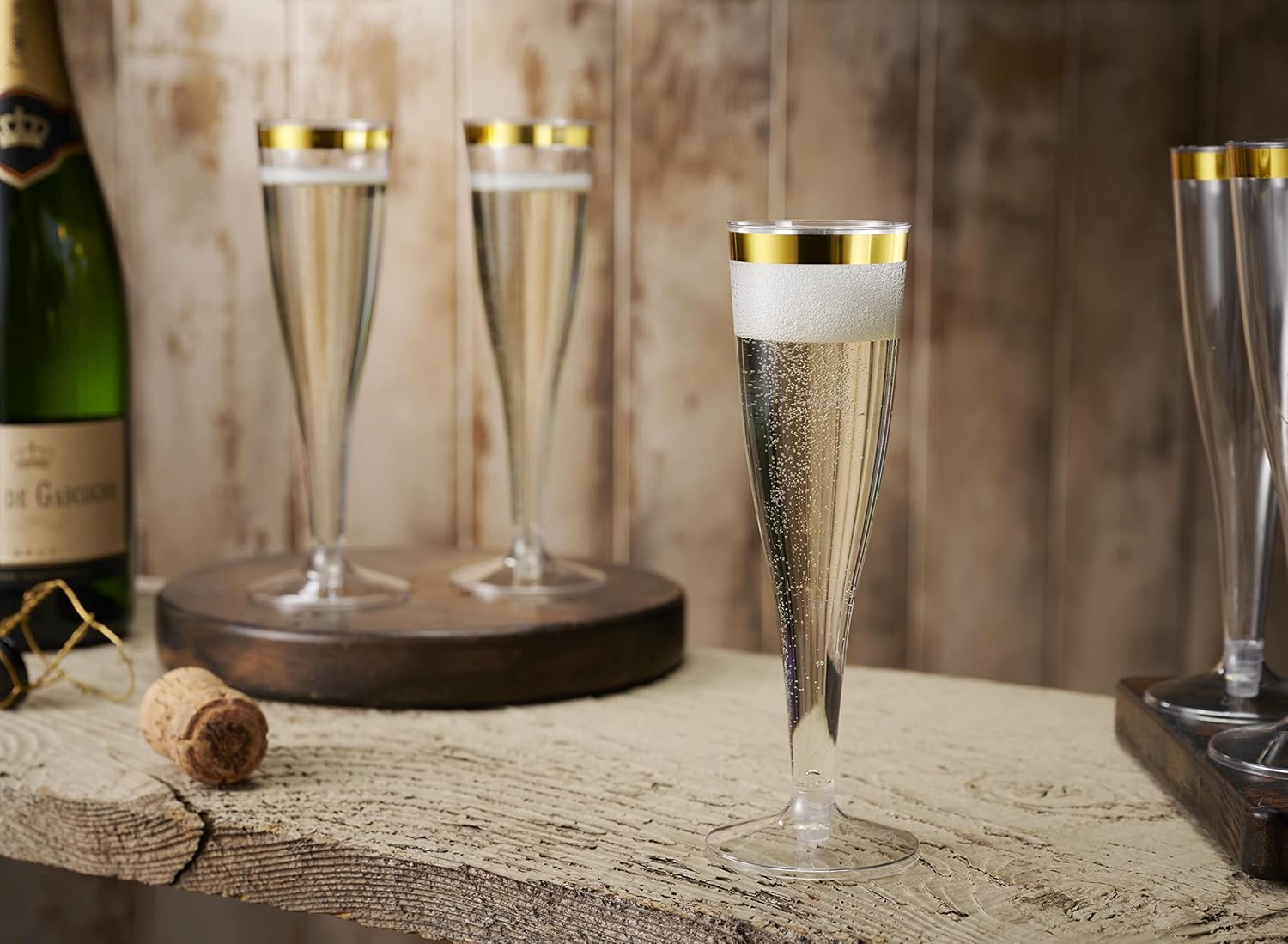 Munfix 50 Pack Gold Rimmed Plastic Champagne Flutes 5 Oz