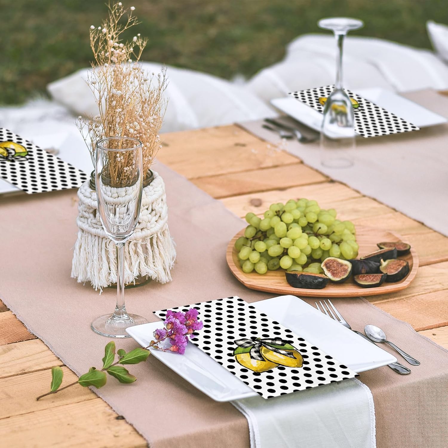 TAJWE 100 Count Black Polka Dots Disposable Napkins