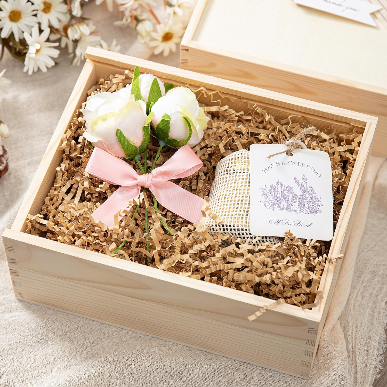 Mefleet Crinkle Cut Paper Shred Filler for Gift Boxes